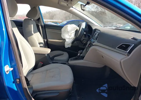 2017 Hyundai Elantra Se z USA, uszkodzony, nr VIN KMHD74LF9HU078457